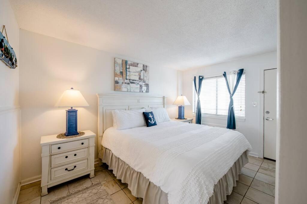 Royal Retreat-Amazing View-King Bed-1 Bedroom-Full Kitchen-Free Parking-Self Check-In Миртл-Бич Экстерьер фото