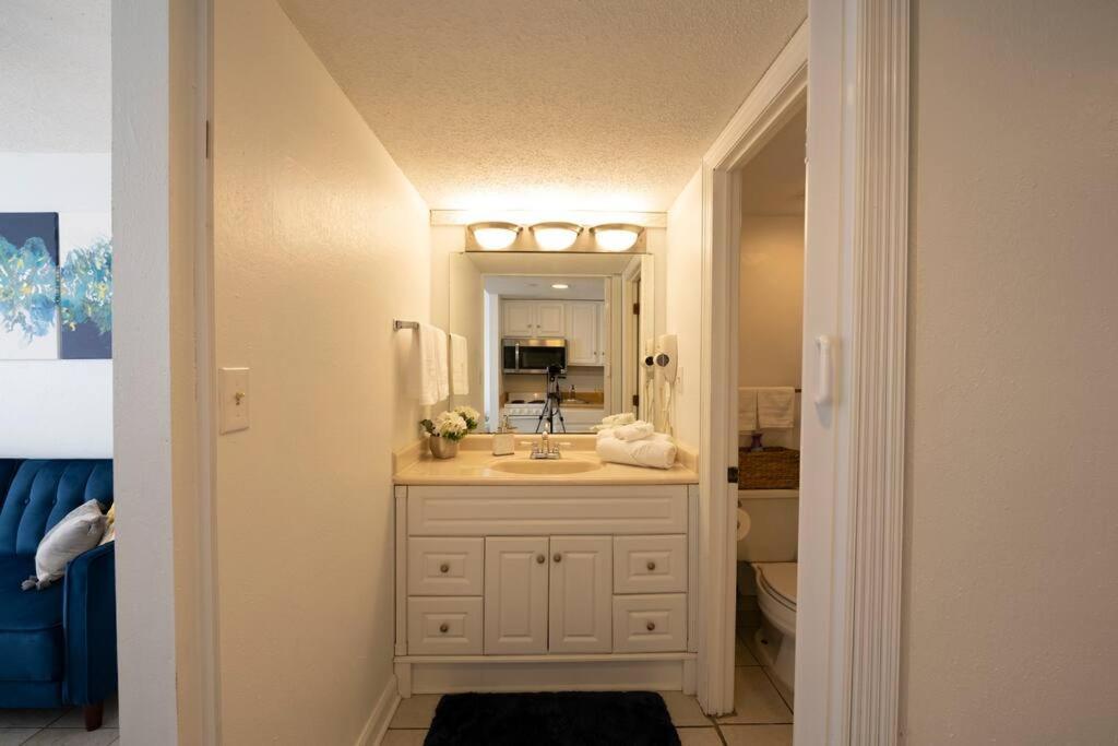 Royal Retreat-Amazing View-King Bed-1 Bedroom-Full Kitchen-Free Parking-Self Check-In Миртл-Бич Экстерьер фото